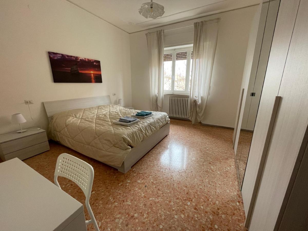 Appartement 4 Pini à Ancône Extérieur photo